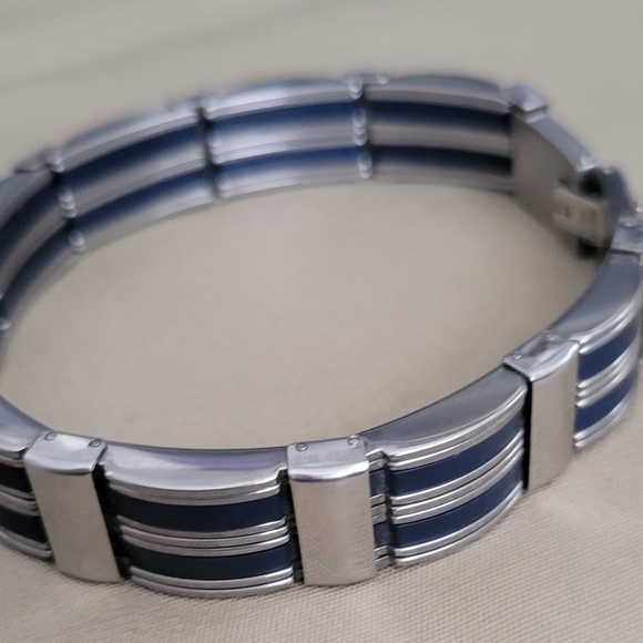 Men Bracelet - Picture 2 of 5